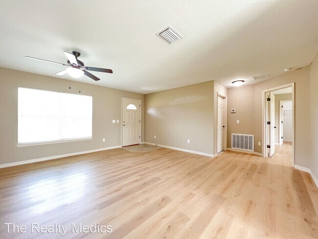 Building Photo - 3 br, 2 bath House - 266 Malauka Run