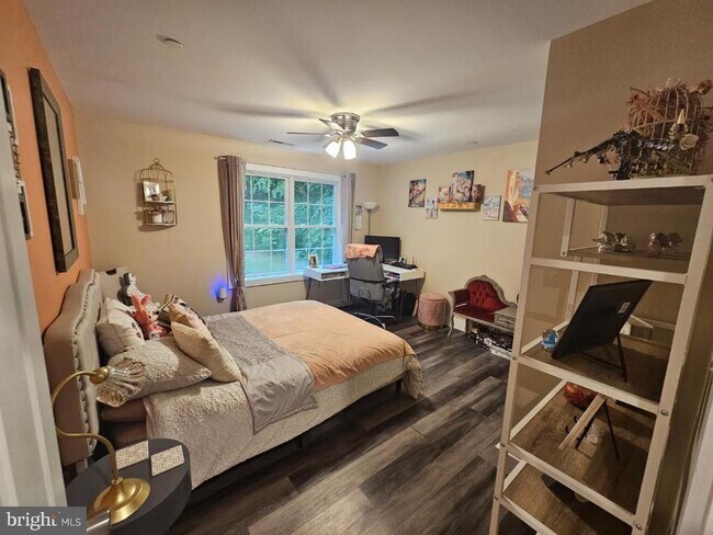 Foto del edificio - 29283 Woodridge Dr