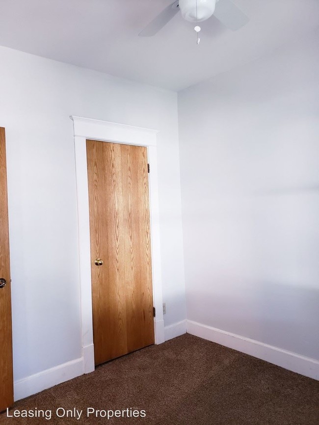 Building Photo - 3 br, 1 bath House - 2407 Thor Avenue