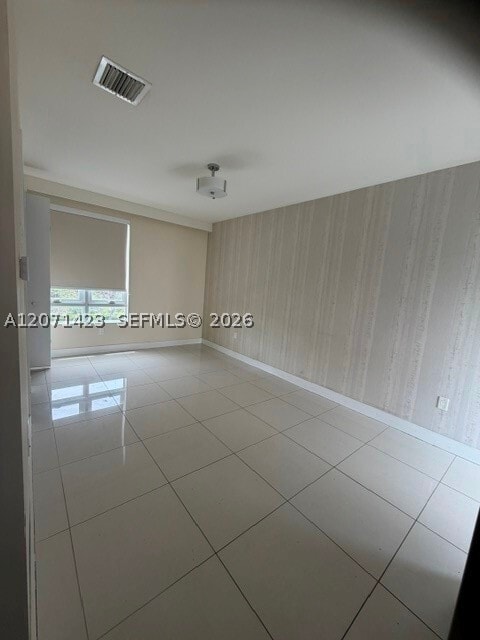 Building Photo - 6434 NW 104th Ct