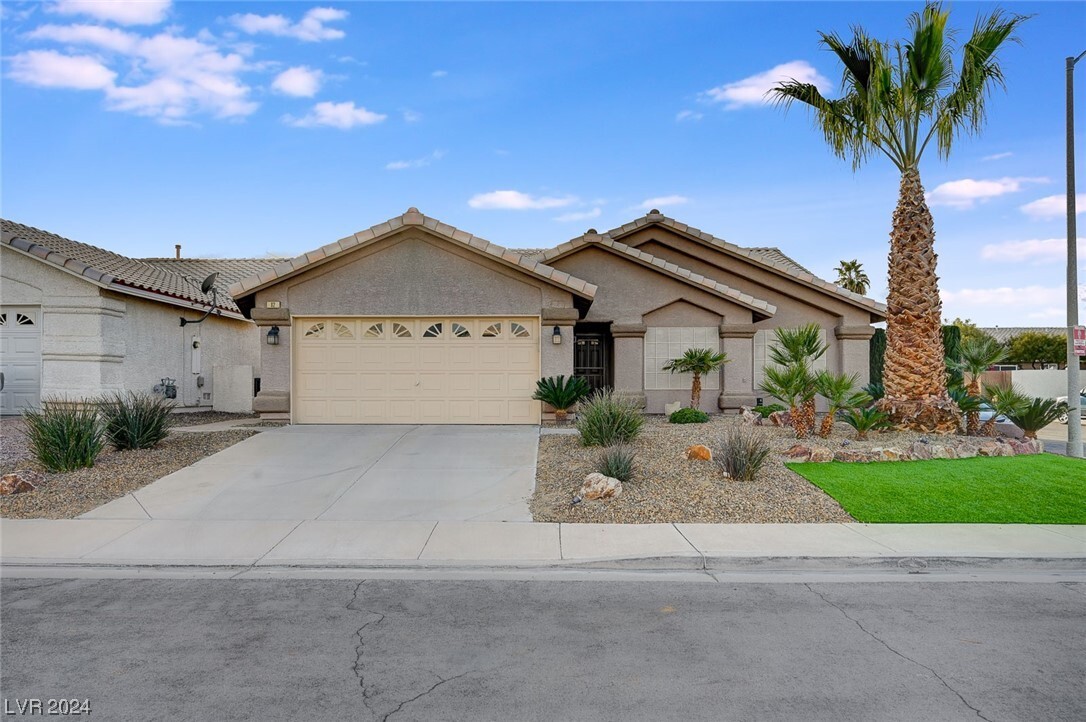 Foto principal - 82 Moonlight Village Ln