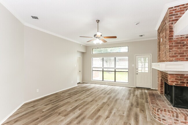 Building Photo - 5600 Farris Dr