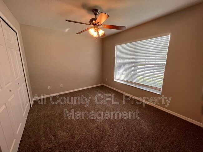 Building Photo - 943 Windrose Dr