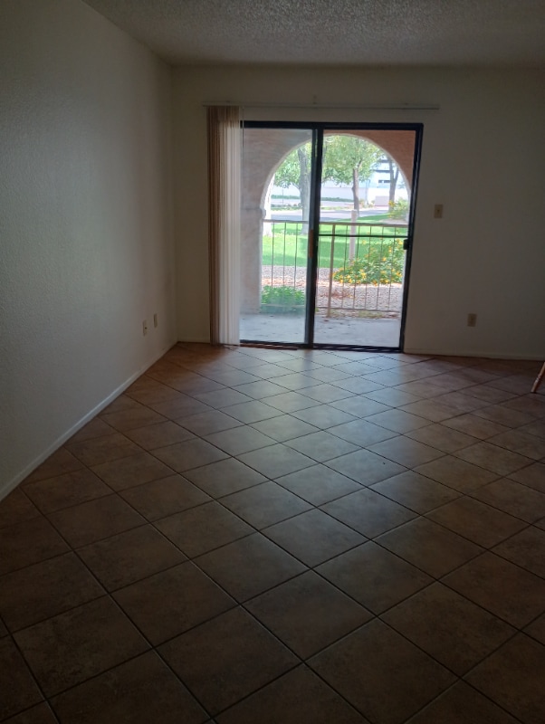 Photo - 5757 W Eugie Ave (Glendale, AZ)