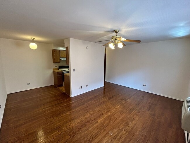 Interior Photo - 531 W. Deming