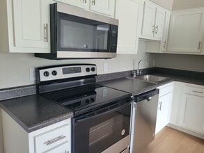 Interior Photo - Country Gardens Apartments