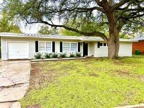 Building Photo - 2217 N 49th St