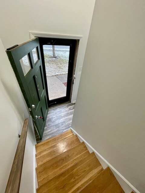 Foto del edificio - 3415 Sutherland Dr