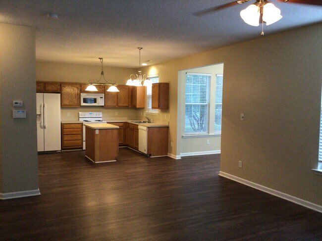 Foto del edificio - 6072 Parkside Circle