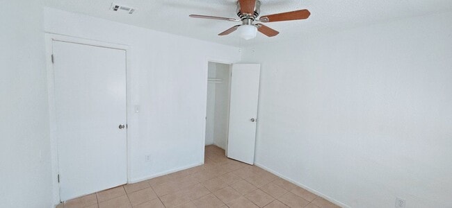 Foto del edificio - 2601 E Monte Cristo Ave