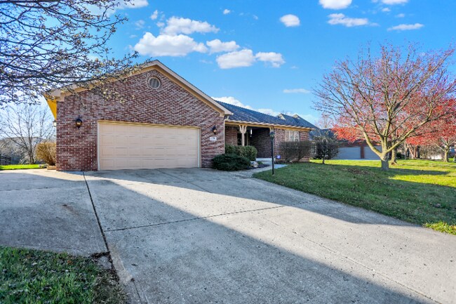 Foto del edificio - 7231 Lakeside Woods Dr