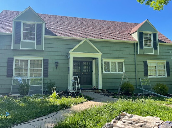 Building Photo - 11350 E Minor Dr