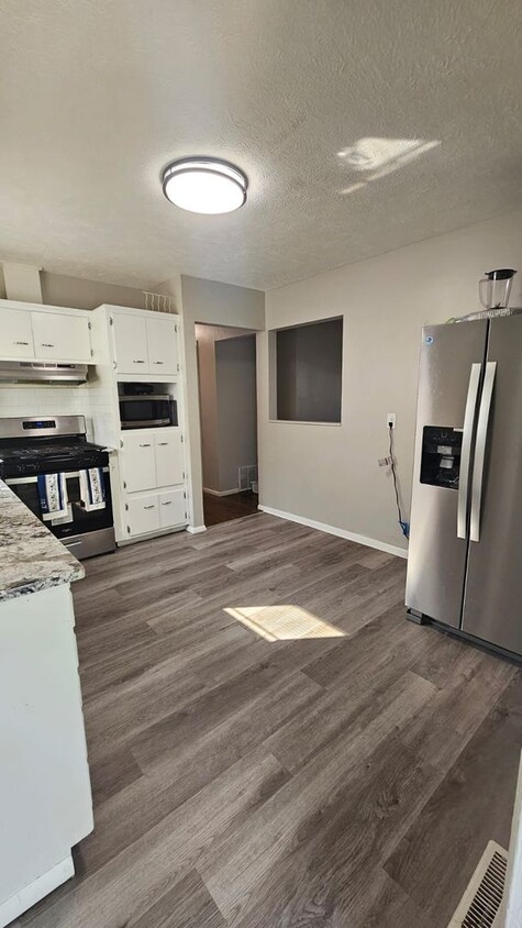 4 bed 2 bath - 4 bed 2 bath