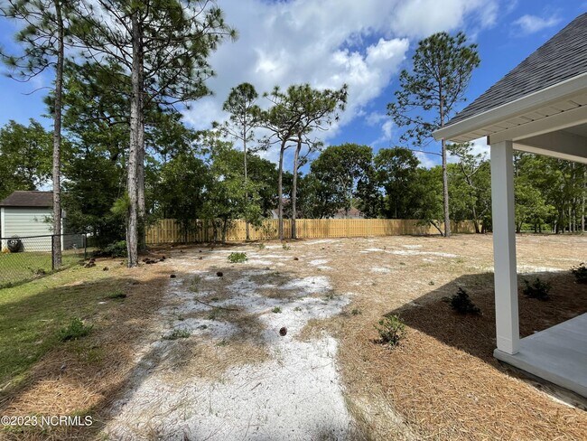 Building Photo - 1069 Morehead Rd