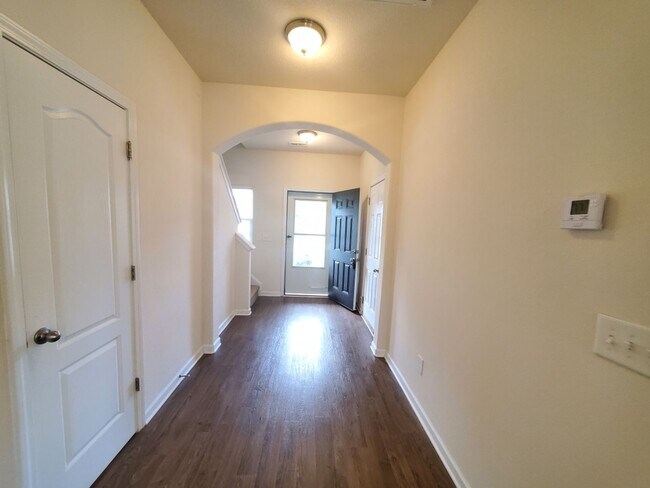 Building Photo - Rental Homes Available For Rent in Charlot...