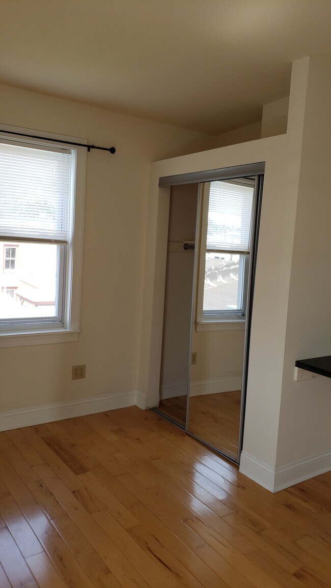 Bedroom 1 - 4047 Irving St