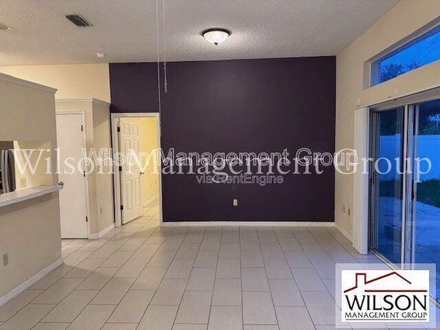 Foto del edificio - 12093 Blackheath Cir