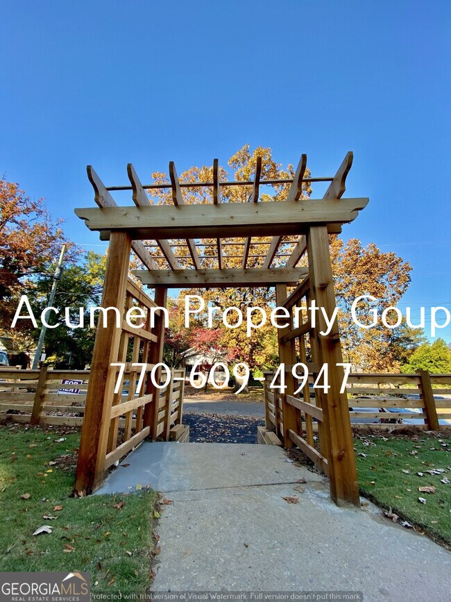 Foto del edificio - 536 College St