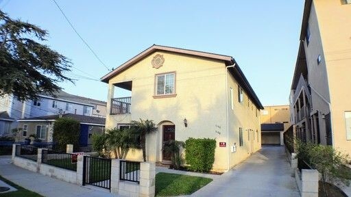 Primary Photo - Beautiful 2 Story Townhome with 2 Car Garage