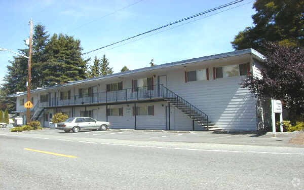 Primary Photo - Sandpoint Crest Apartments