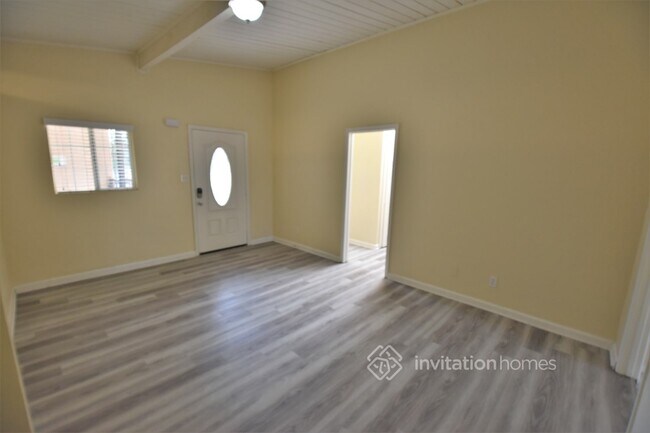 Foto del edificio - 18115 E Gladstone St
