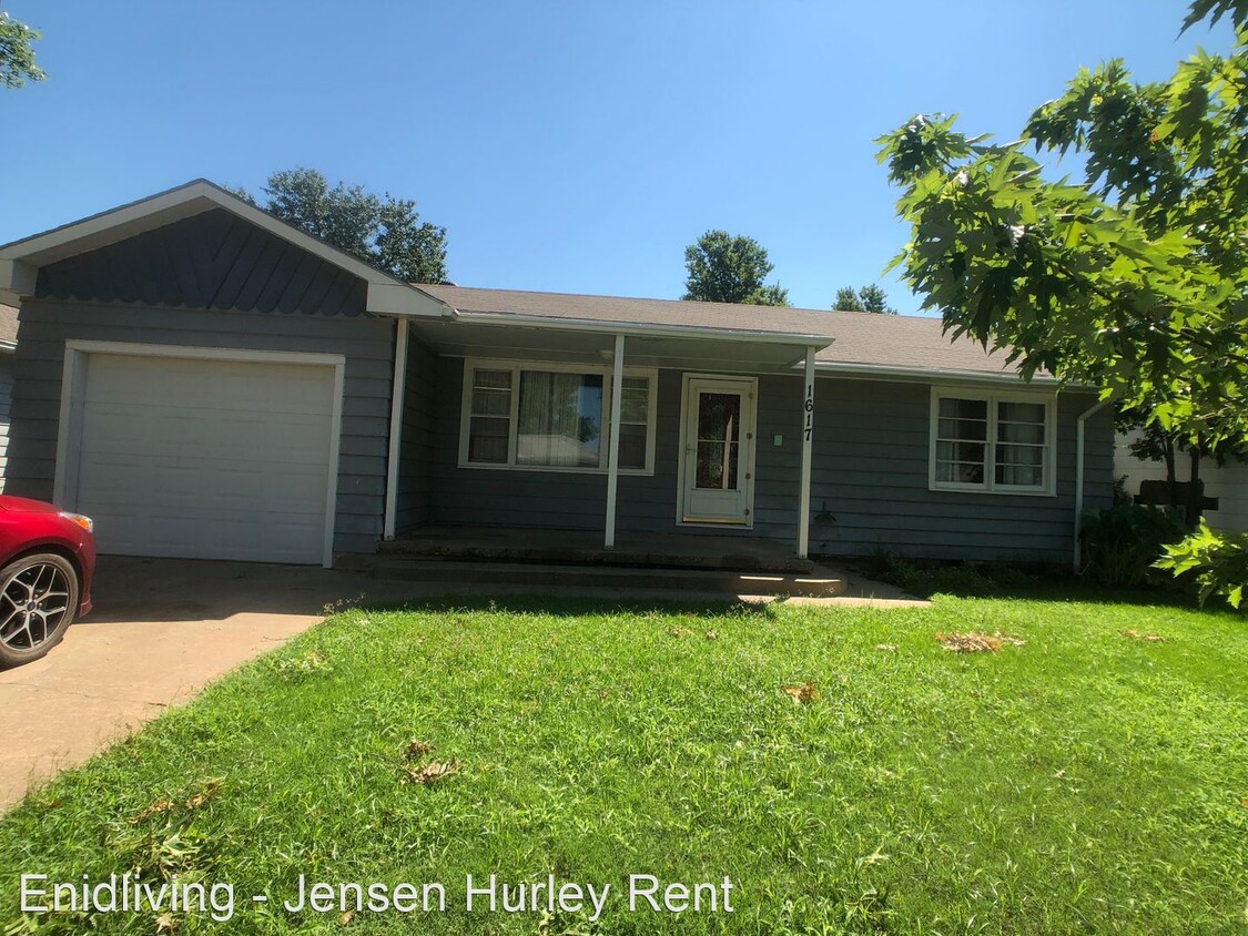 Primary Photo - 3 br, 1 bath House - 1617 Meadowbrook