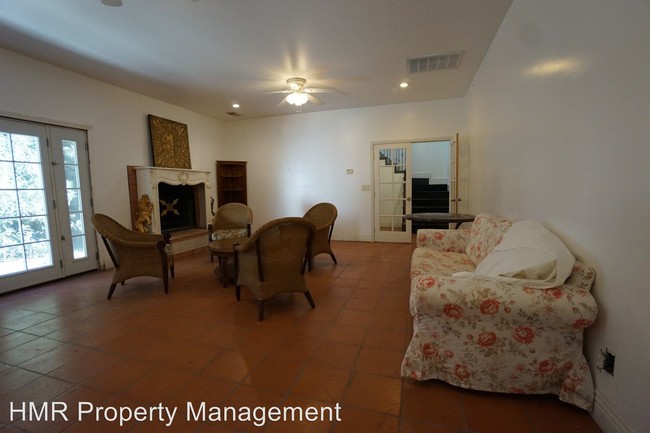 Foto del edificio - 2 br, 1 bath House - 1822 W 9th St