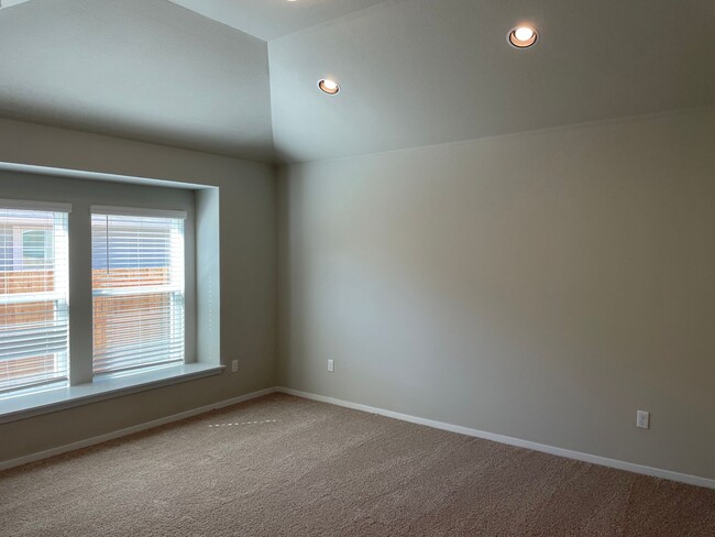 Foto del edificio - House For Lease in Maxwell