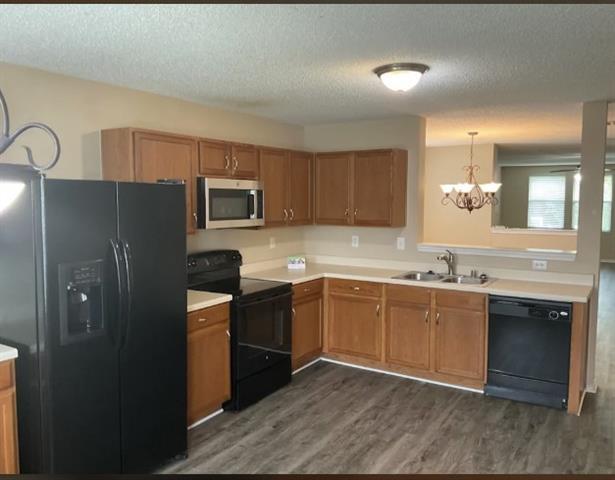 Foto del edificio - 3076 Misty Ridge Ln