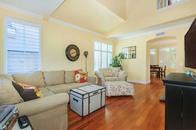Foto del edificio - 1008 Cottage Way