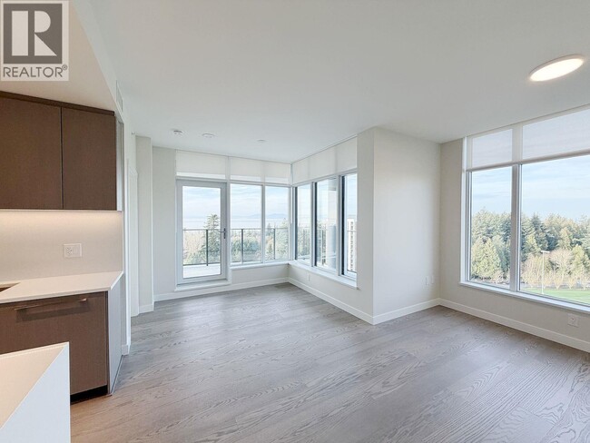 Building Photo - 6138 Birney Ave