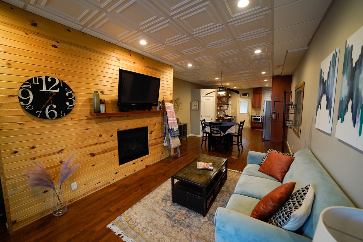Photo - 1316 S 6th St (Omaha, NE)