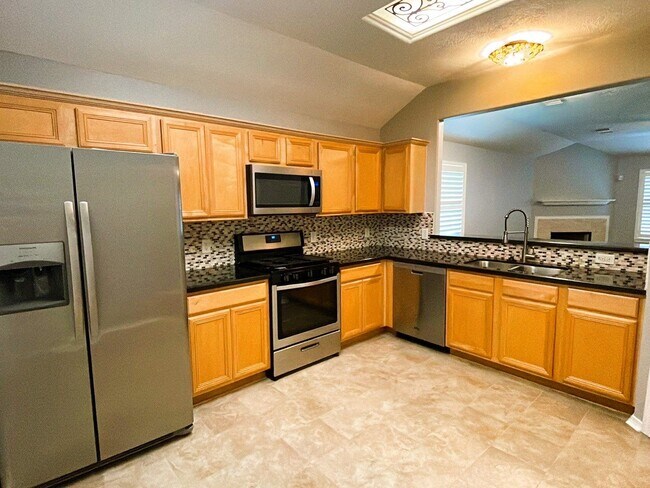 Foto del edificio - 4113 Cleburne Dr