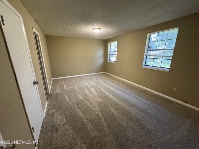 Foto del edificio - 2845 Derringer Ct