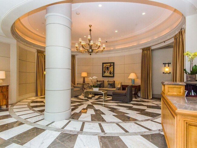 Foto del edificio - 303 Columbus Ave