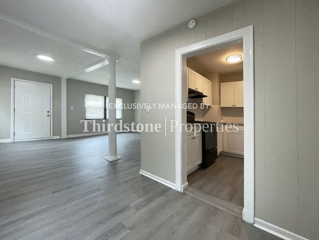 Photo - 1932 Jones St House