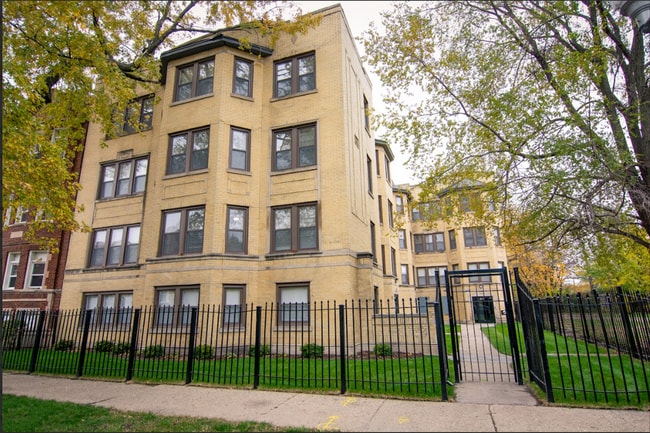 Foto del edificio - 8145 S Ellis Ave
