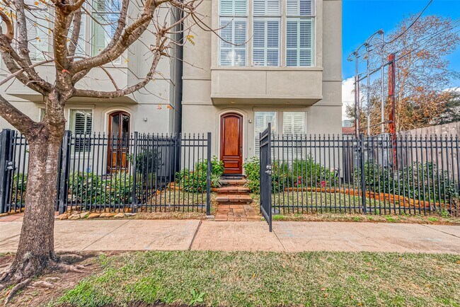 Building Photo - 1804 Haddon St