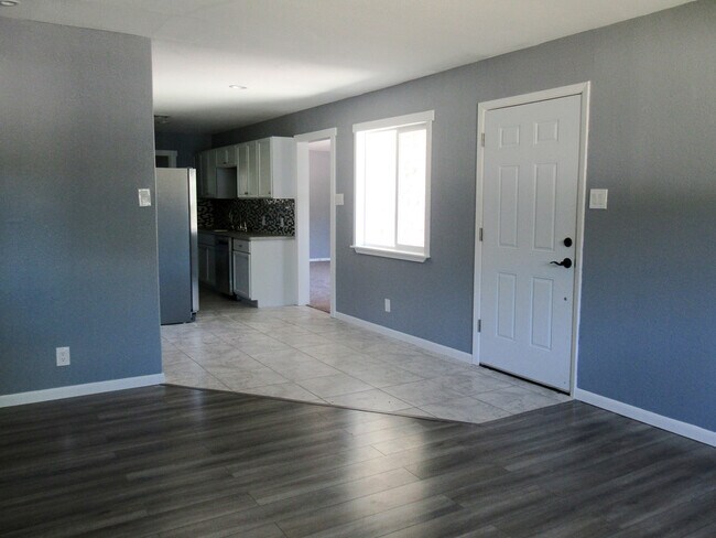 Foto del edificio - COMING SOON!