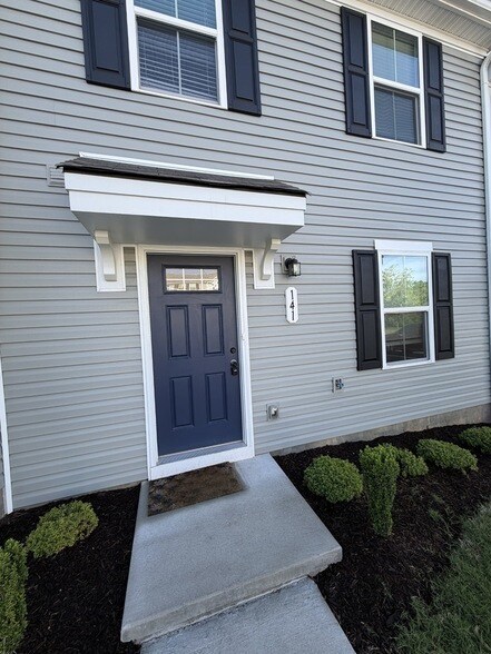 Foto del edificio - 2757 Thornton Grove Blvd
