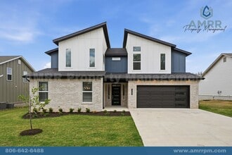 Building Photo - 1124 Bunker Dr