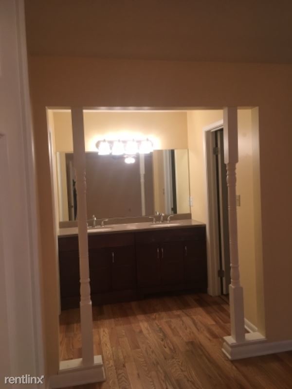 Building Photo - 4 br, 3.5 bath House - 25615 Hidden Acres