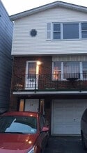 Building Photo - 115 McAdoo Ave