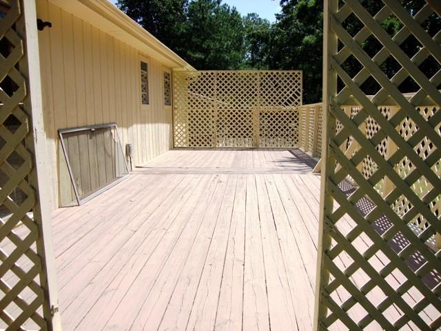 Building Photo - 3065 Tara Woods Dr