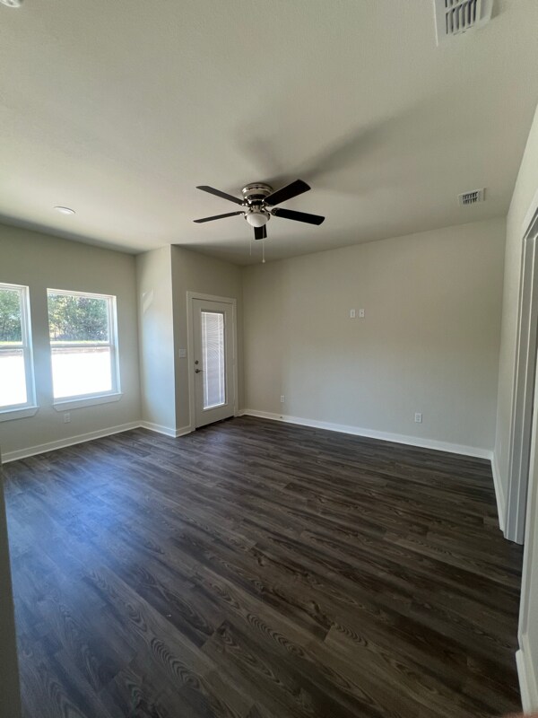 Building Photo - 2602 Seaton St.