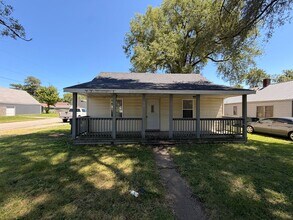 Building Photo - 2020 N Glenwood Ave