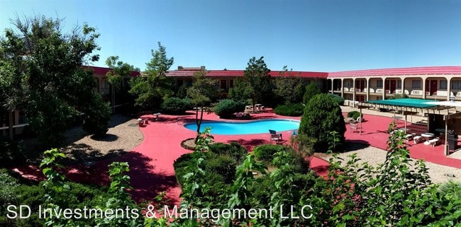 Building Photo - 2120 Menaul Blvd NE