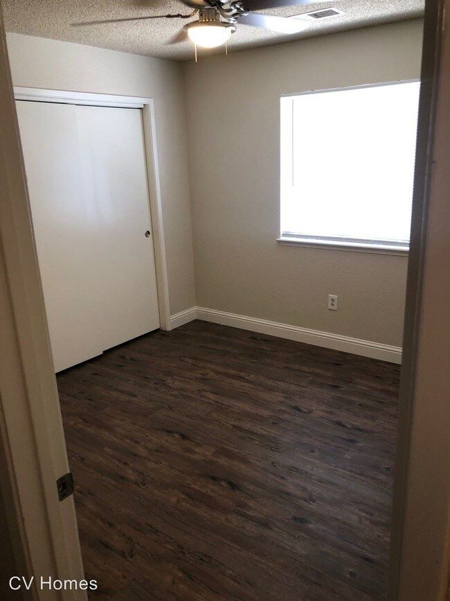 Foto del edificio - 3 br, 2 bath House - 762 E. Myrtle Ave.