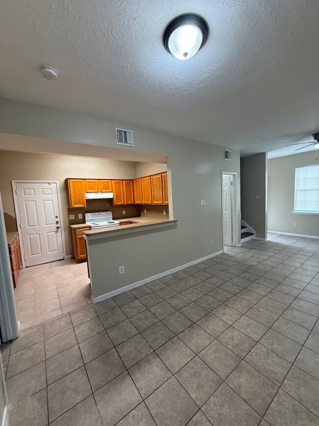 Foto del edificio - 5909 Allison Rd