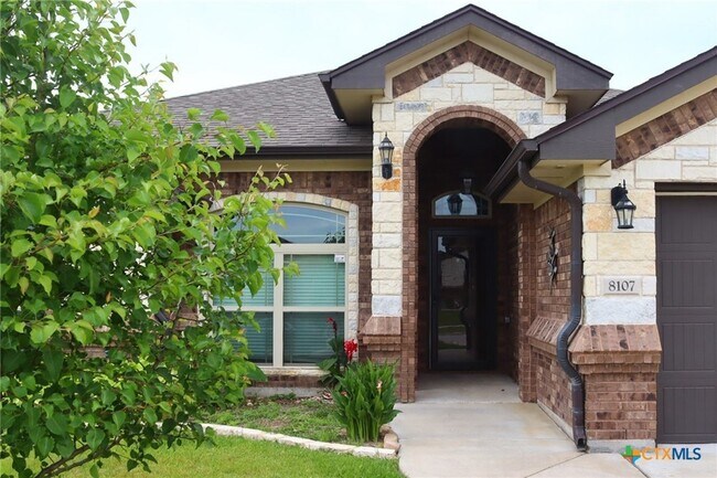 Foto del edificio - 8107 Preston Hollow Dr